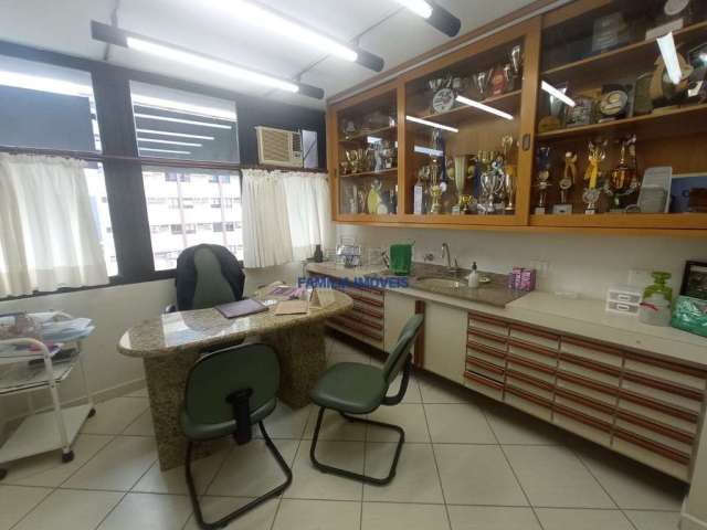 Sala comercial com 1 sala para alugar na Avenida Ana Costa, --, Campo Grande, Santos por R$ 1.800