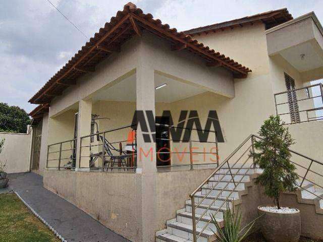 Casa com 2 Quartos à venda, 254 m² por R$ 700.000 - Setor Gentil Meireles - Goiânia/GO