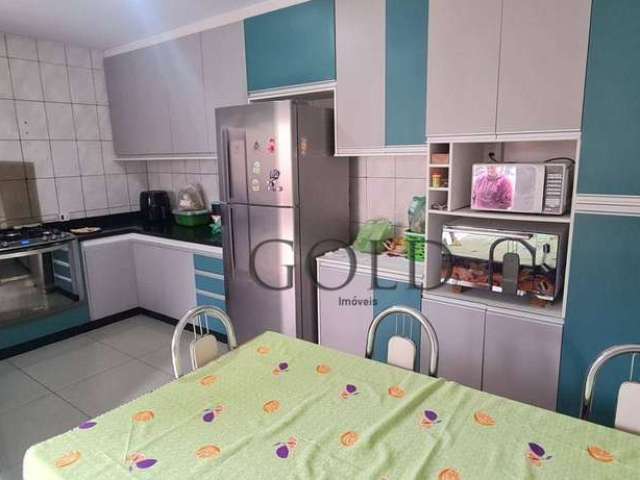 Casa sobrado  de 200 metros  com 6 quartos, , 3 vagas de garagem , no jardim Anhanguera