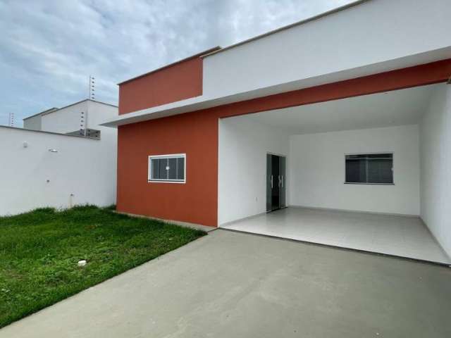 Casa 112m² no Araçagy Pé direito de toda a casa é de 3 metros 03 Quartos