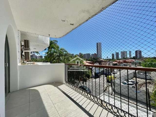 Apartamento com 03 Suítes na Varjota