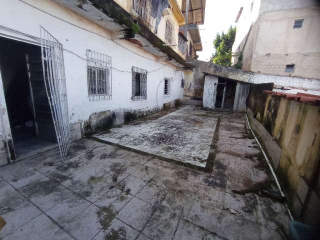 CASA PARA VENDA COM 2 QUARTOS + TERRENO AMPLO em Castelo Branco, Salvador-BA