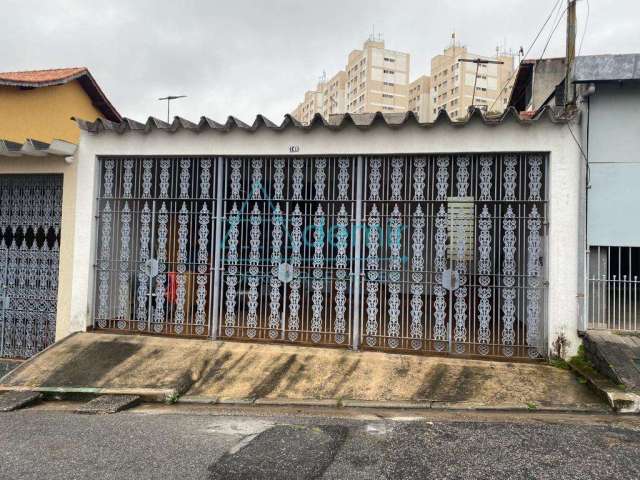 Casa para Venda em São Paulo, Cidade Antônio Estevão de Carvalho, 4 dormitórios, 1 suíte, 2 banheiros, 2 vagas