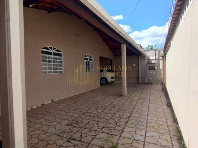 Casa próximo ao posto de Saude do bairro