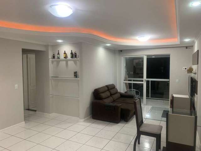 Apartamento no Ed. Martinique