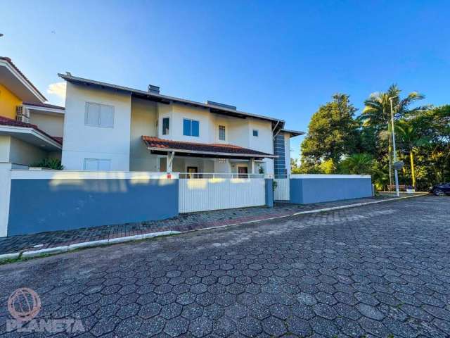 Casa em condomínio fechado com 4 quartos à venda no Jaraguá Esquerdo, Jaraguá do Sul  por R$ 2.500.000