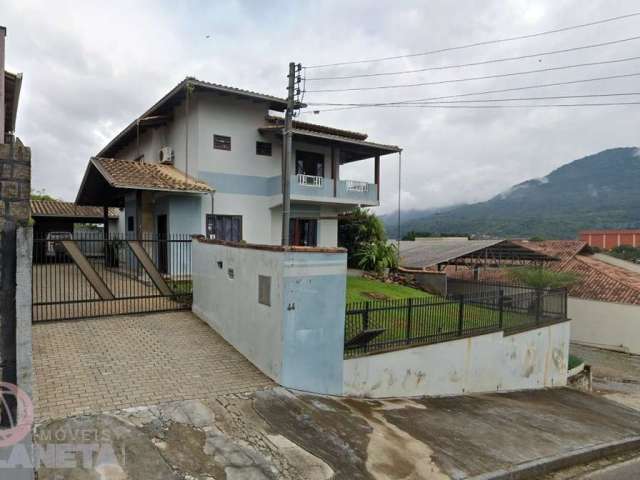 Casa com 5 quartos à venda no Ilha da Figueira, Jaraguá do Sul , 300 m2 por R$ 1.800.000