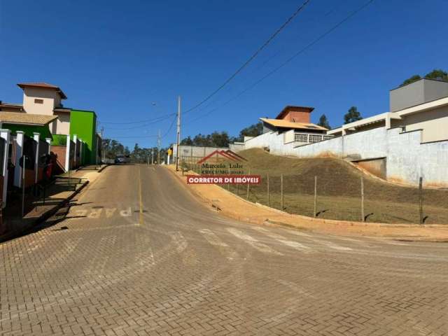 Lote top a venda no novo bento, a 10 minuitos de mariana. pronto para construir, todo cercado