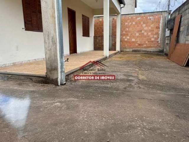 Xcelente casa duplex a venda em mariana. no bairro jardim santana. rua plana