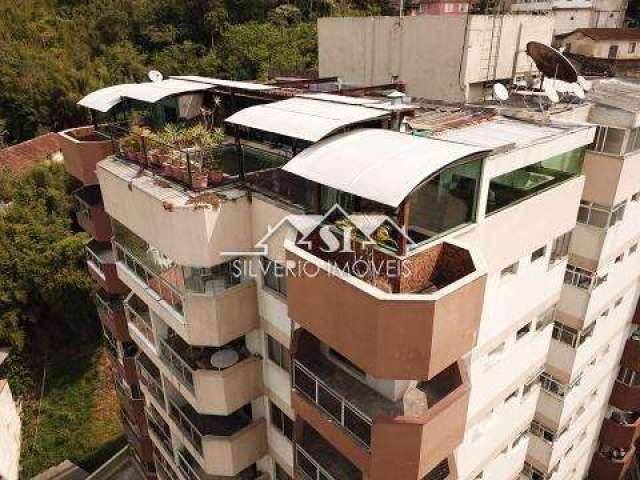 Apartamento- Petrópolis, Centro