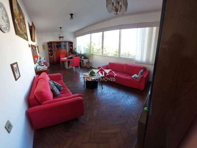 Apartamento- Petrópolis, Centro