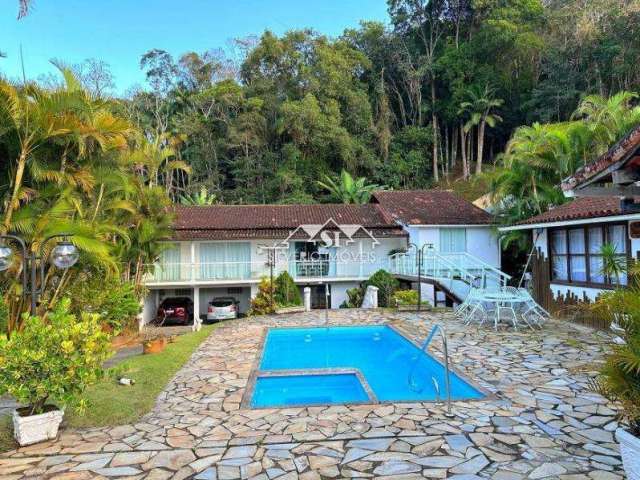 Casa- Petrópolis, Duarte da Silveira