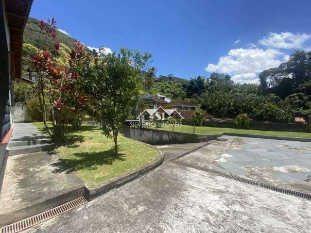 Casa- Petrópolis, Estrada da Saudade