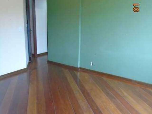 Apartamento- Petrópolis, Centro