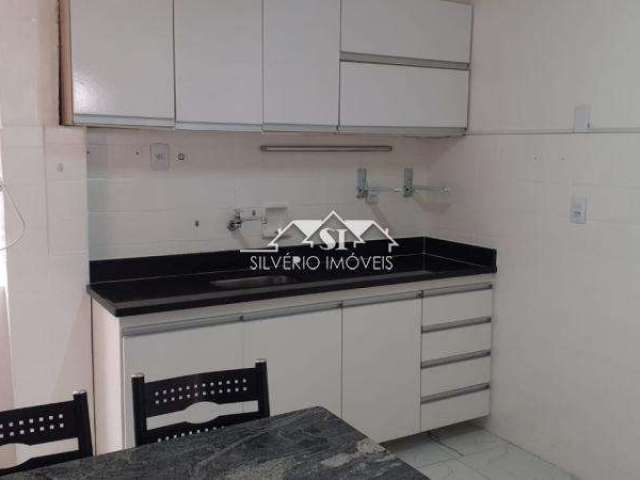 Apartamento- Petrópolis, Centro