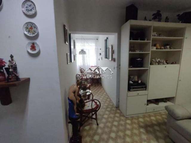 Apartamento- Petrópolis, Centro