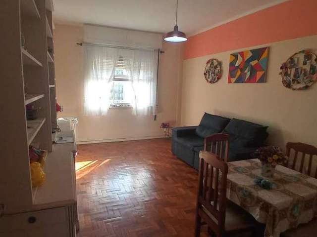 Apartamento- Petrópolis, Centro