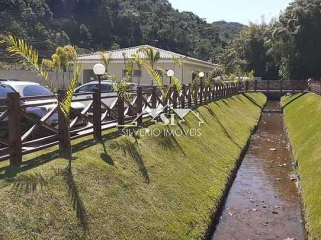 Apartamento- Petrópolis, Independência