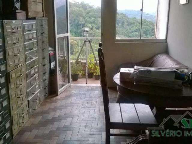 Apartamento- Petrópolis, Quitandinha