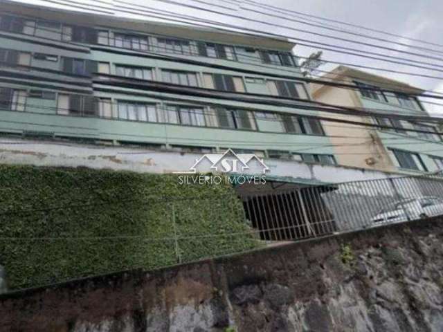 Apartamento- Petrópolis, Centro