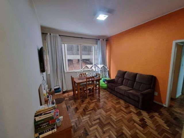 Apartamento- Petrópolis, Centro