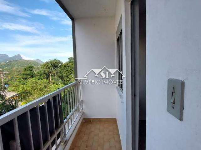 Apartamento- Petrópolis, Quitandinha