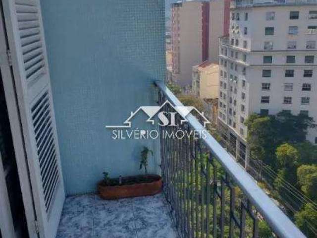 Apartamento- Petrópolis, Centro