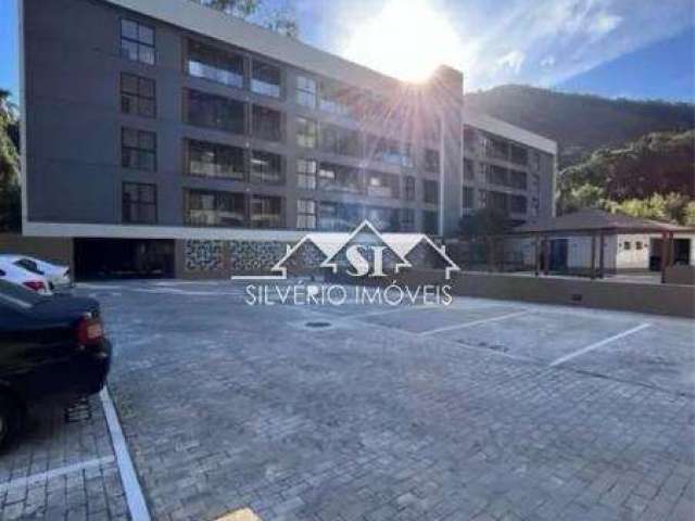 Apartamento- Petrópolis, Corrêas