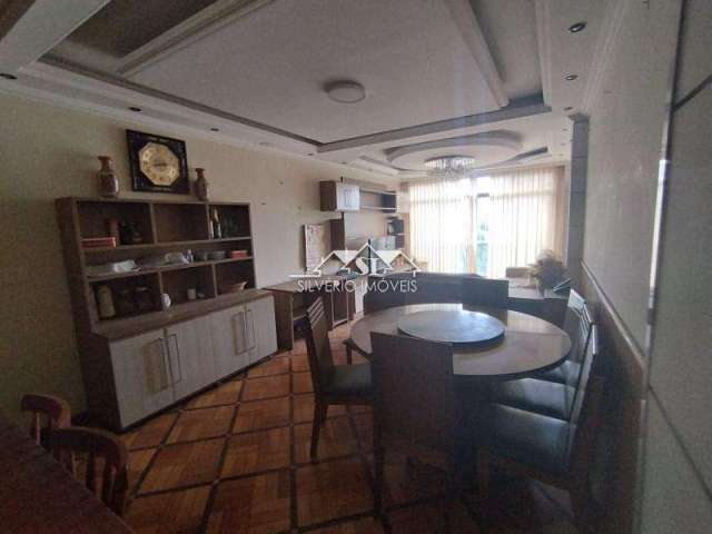 Apartamento- Petrópolis, Centro