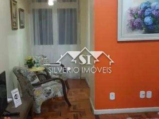 Apartamento- Petrópolis, Centro