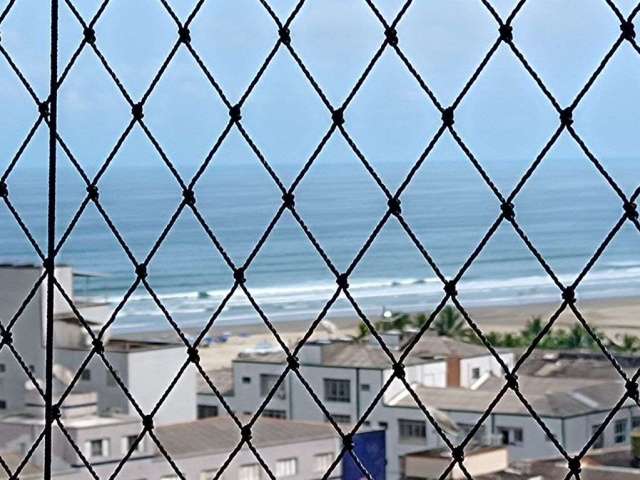 Apartamento à Venda na Guilhermina, Praia Grande - 2 Dormitórios, 1 Suíte