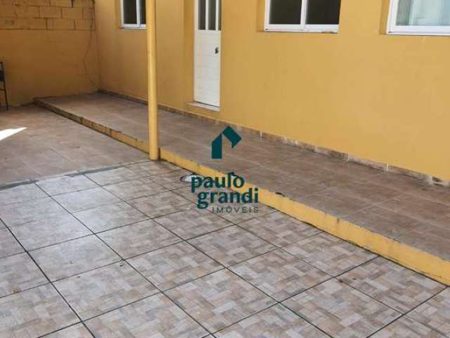 Apto para locação com dois quartos no Bairro Dezorzi