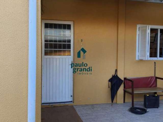 Casa com 3 quartos e terraço para locação no bairro Dezorzi