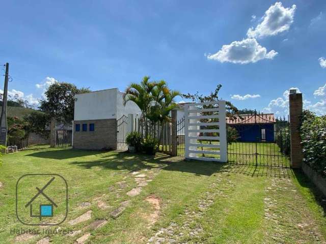 Casa com 3 dormitórios para alugar, 280 m² por R$ 5.145,00/mês - Paião - Guararema/SP