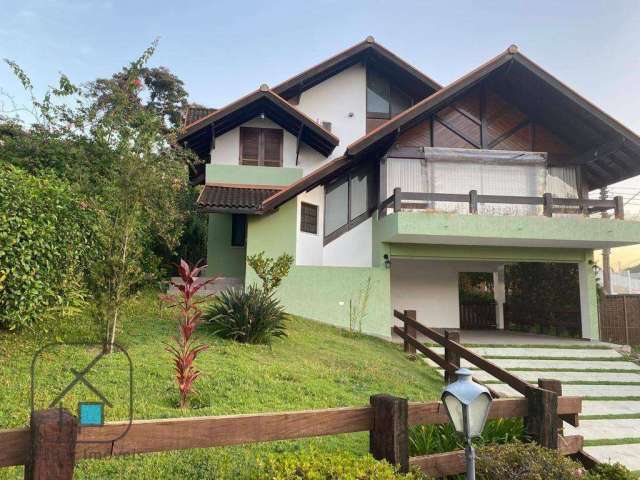 Sobrado com 3 dormitórios à venda, 301 m² por R$ 1.500.000,00 - Centro - Guararema/SP