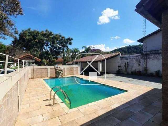 Casa com 5 dormitórios à venda, 236 m² por R$ 955.000,00 - Jardim Itapema - Guararema/SP