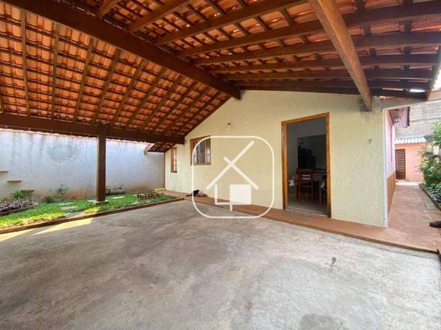 Casa com 2 dormitórios à venda, 70 m² por R$ 450.000,00 - Nogueira - Guararema/SP