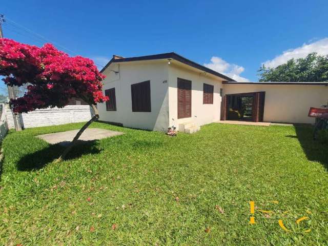 Casa &#224; Venda na Zona Oeste de Balneário Arroio do Silva