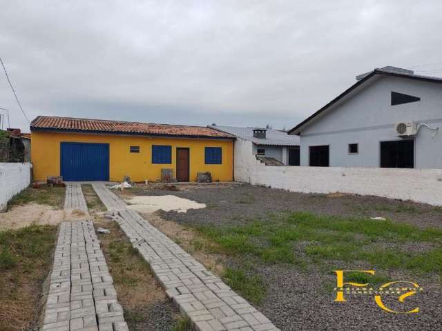 Casa para Alugar em Balneário Arroio do Silva - Bairro Caçamba