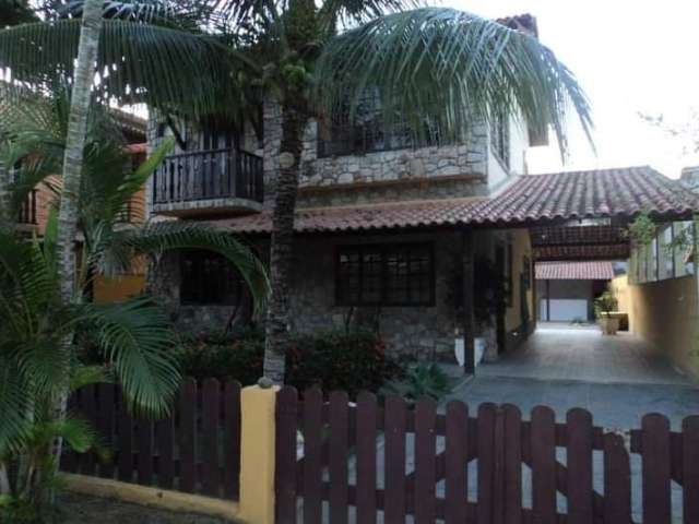 Casa Duplex em Condominio no Centro de Maricá