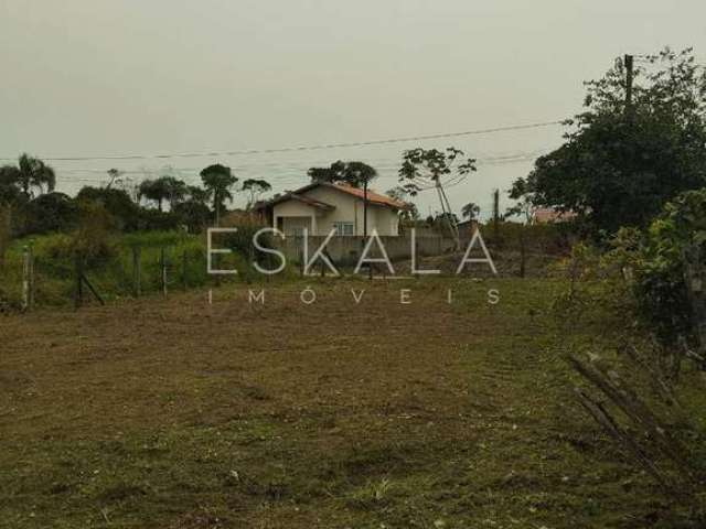 Terreno com 500m² Localizado no Ervino, São Francisco do Sul