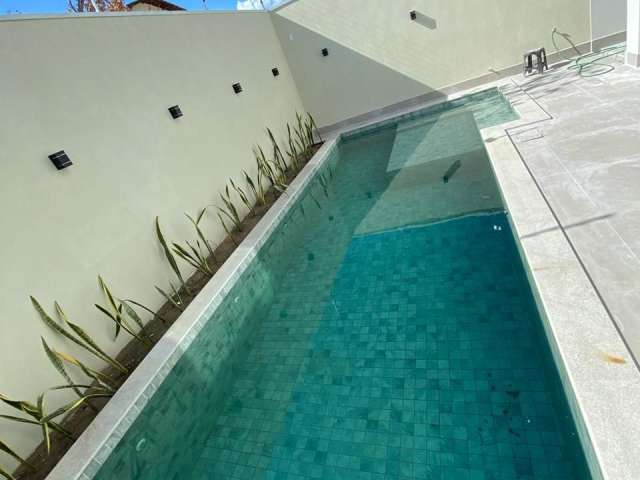 Casa lote inteiro com piscina