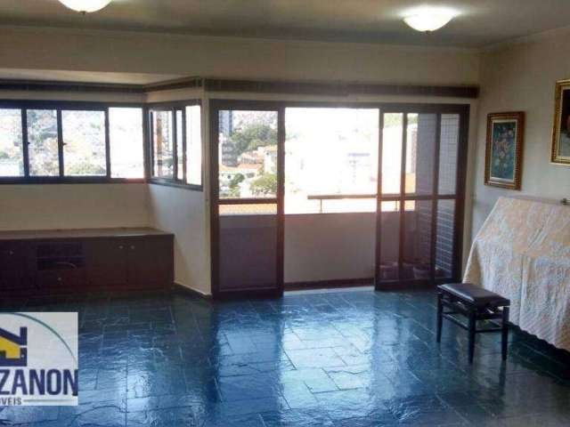 Apartamento com 172 m² de área útil, possui 4 dormitórios (3 suítes) no centro de São Bernardo.