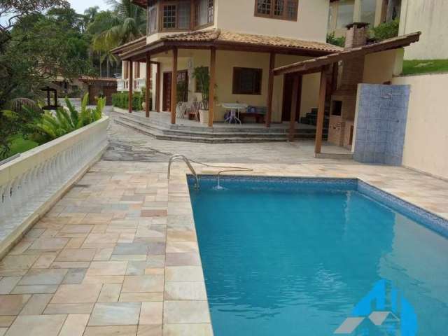 Casa em condomínio de alto padrão com linda vista para o mar em Ubatuba SP