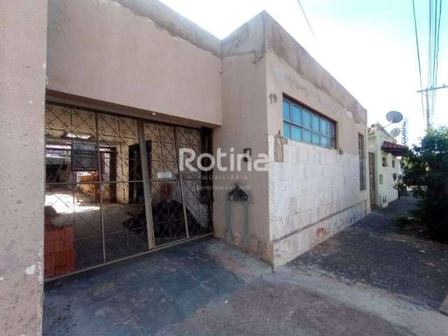 Casa Comercial para alugar, Bom Jesus - Uberlândia/MG - Rotina Imobiliária