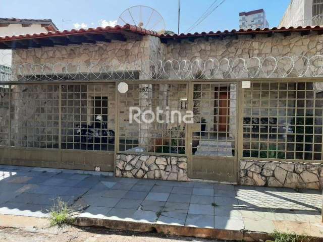 Casa para alugar, 4 quartos, Fundinho - Uberlândia/MG - Rotina Imobiliária