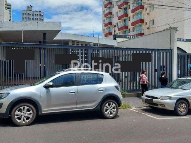 Casa Comercial para alugar, Centro - Uberlândia/MG - Rotina Imobiliária