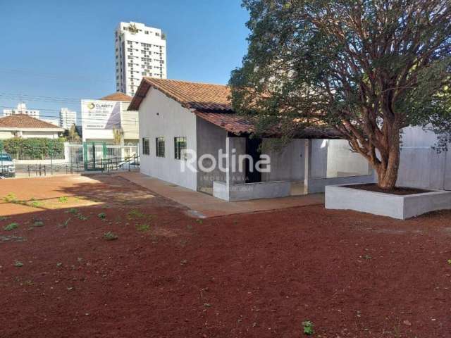 Casa Comercial para alugar, 3 quartos, Fundinho - Uberlândia/MG - Rotina Imobiliária