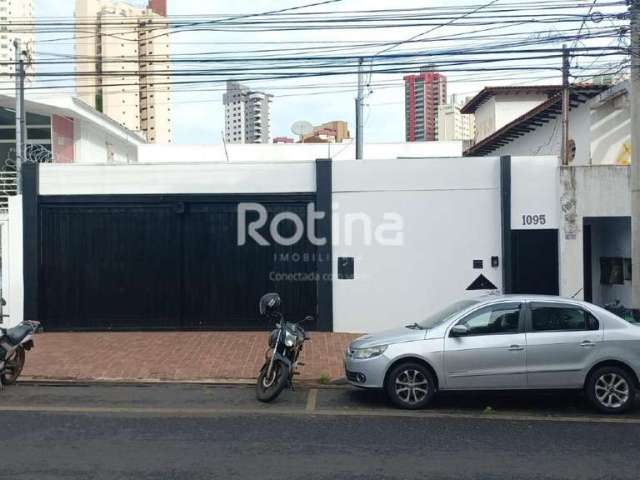 Casa Comercial para alugar, Centro - Uberlândia/MG - Rotina Imobiliária