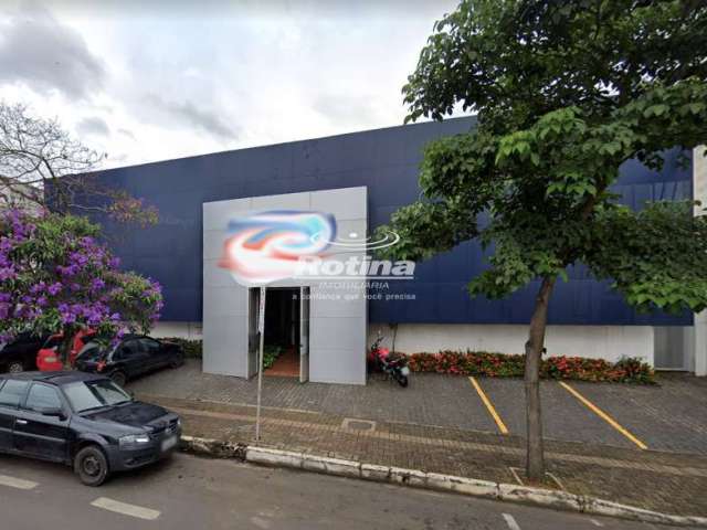 Prédio Inteiro para alugar, Centro - Uberlândia/MG - Rotina Imobiliária